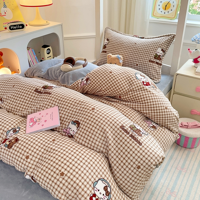 91家纺网 家纺一手货源 找家纺 锦润家纺 2025新款亲肤舒适牛奶绒三件套学生三件套上下铺三件套宿舍三件套 萝莉猫