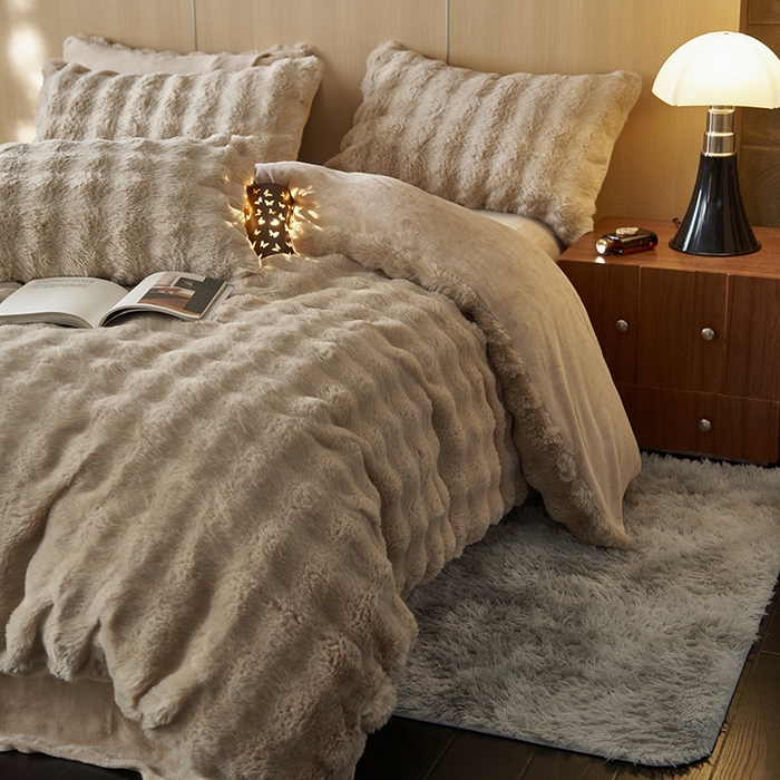 91家纺网 家纺一手货源 找家纺 眠博士 2025新款兔兔牛奶绒加厚保暖四件套 兔兔绒-泡泡咖