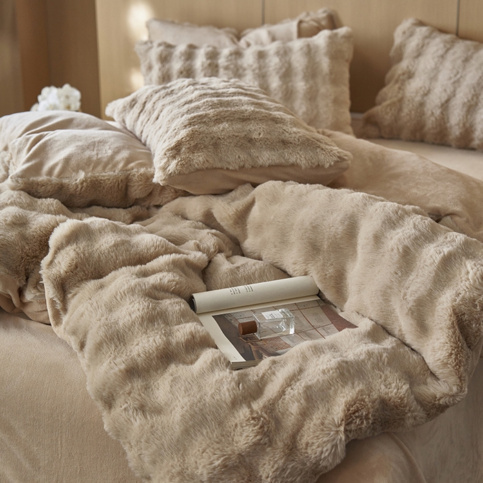 91家纺网 家纺一手货源 找家纺 眠博士 2025新款兔兔牛奶绒加厚保暖四件套 兔兔绒-泡泡咖