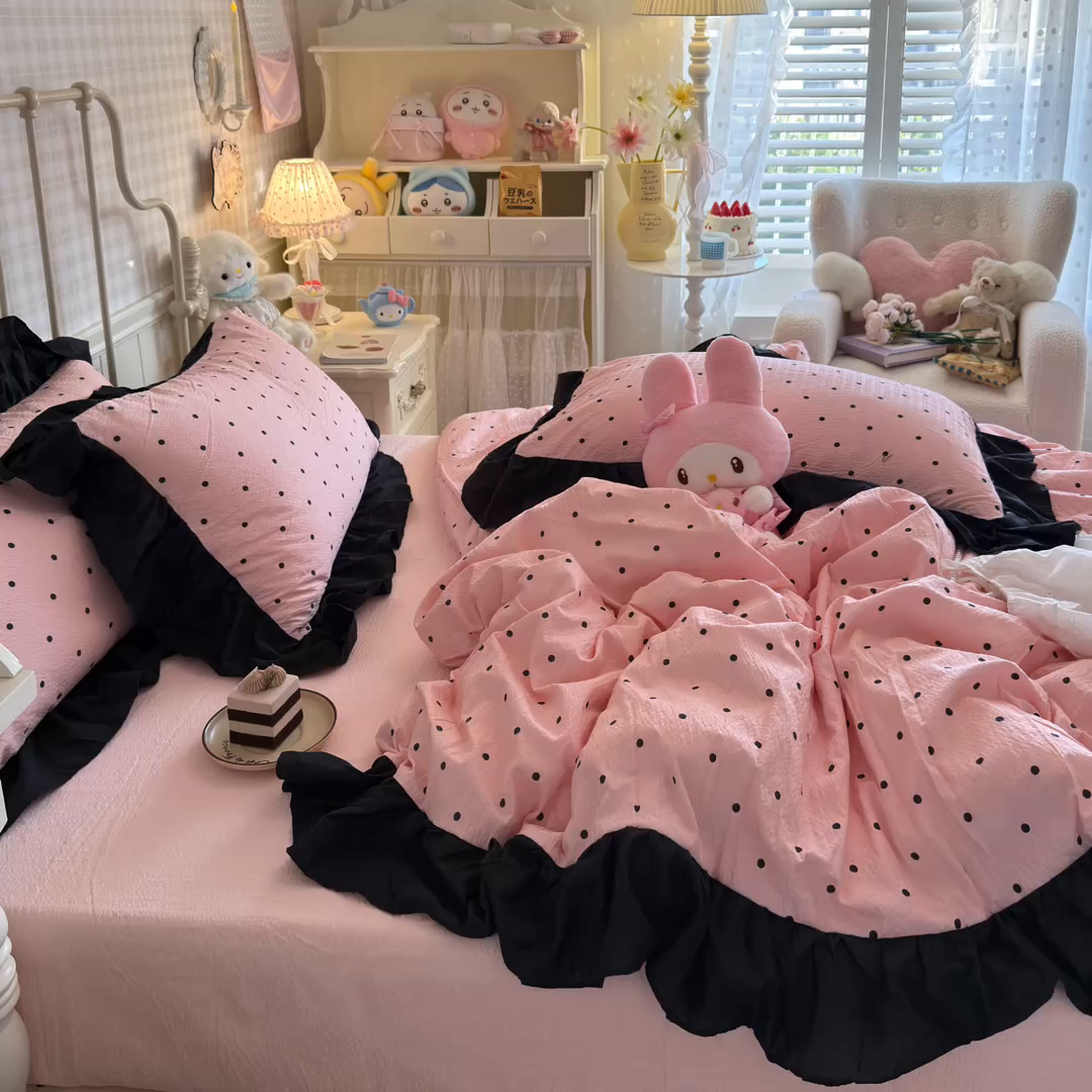 91家纺网 家纺一手货源 找家纺 优卡迪家纺馆 2025新款皱皱棉双层纱黑花边四件套 波点生活-粉