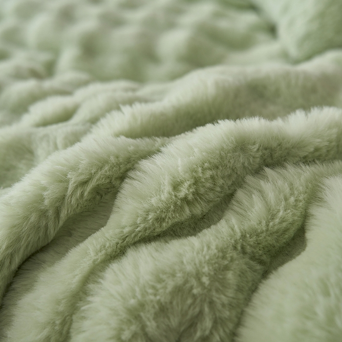 91家纺网 家纺一手货源 找家纺 眠博士 2025新款兔兔牛奶绒加厚保暖四件套 兔兔绒-泡泡绿