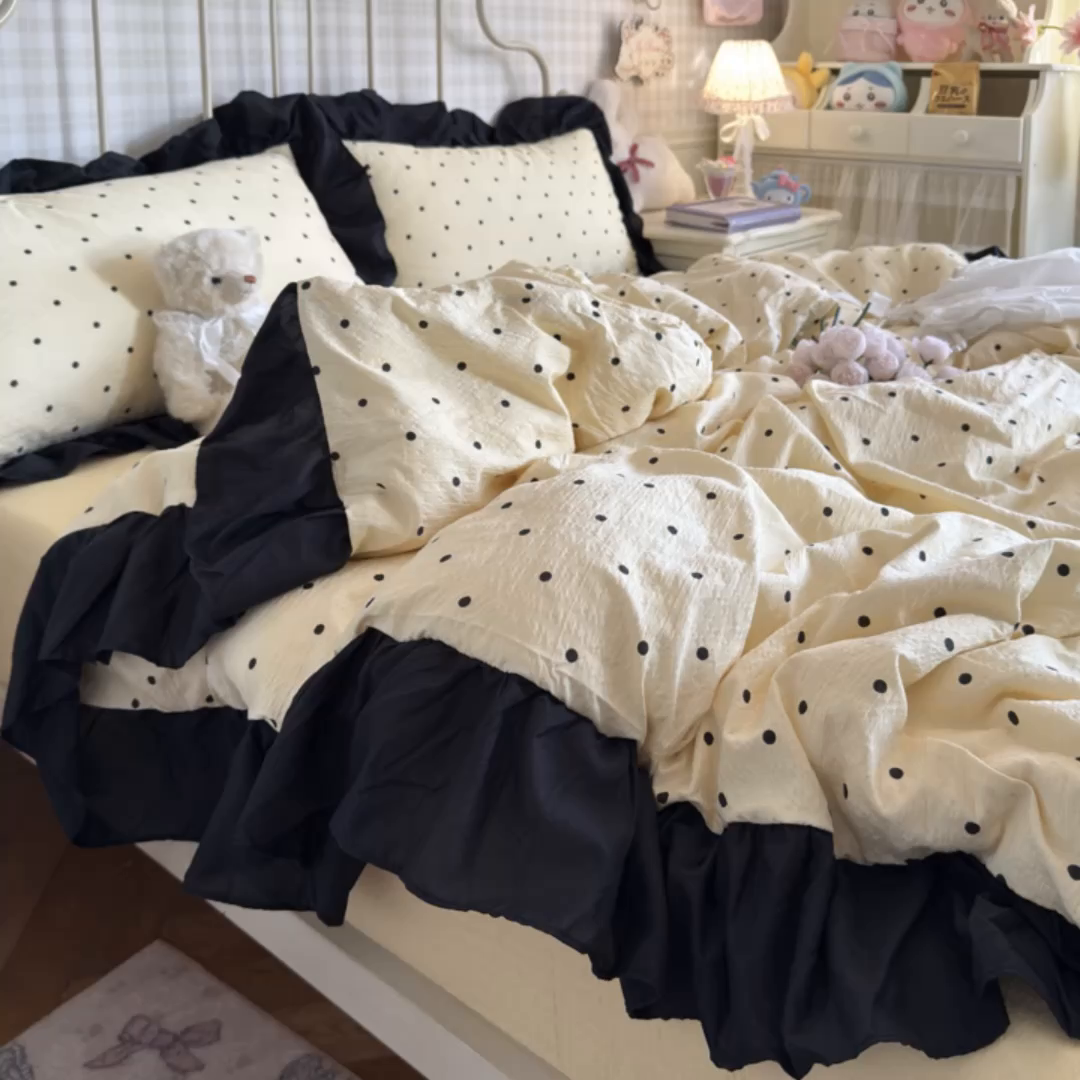 91家纺网 家纺一手货源 找家纺 优卡迪家纺馆 2025新款皱皱棉双层纱黑花边四件套 波点生活-奶黄