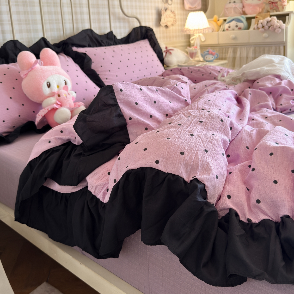 91家纺网 家纺一手货源 找家纺 优卡迪家纺馆 2025新款皱皱棉双层纱黑花边四件套 波点生活-紫