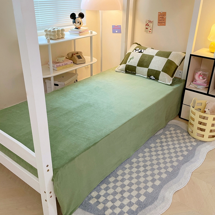 91家纺网 家纺一手货源 找家纺 锦润家纺 2025新款亲肤舒适牛奶绒三件套学生三件套上下铺三件套宿舍三件套 休闲熊猫