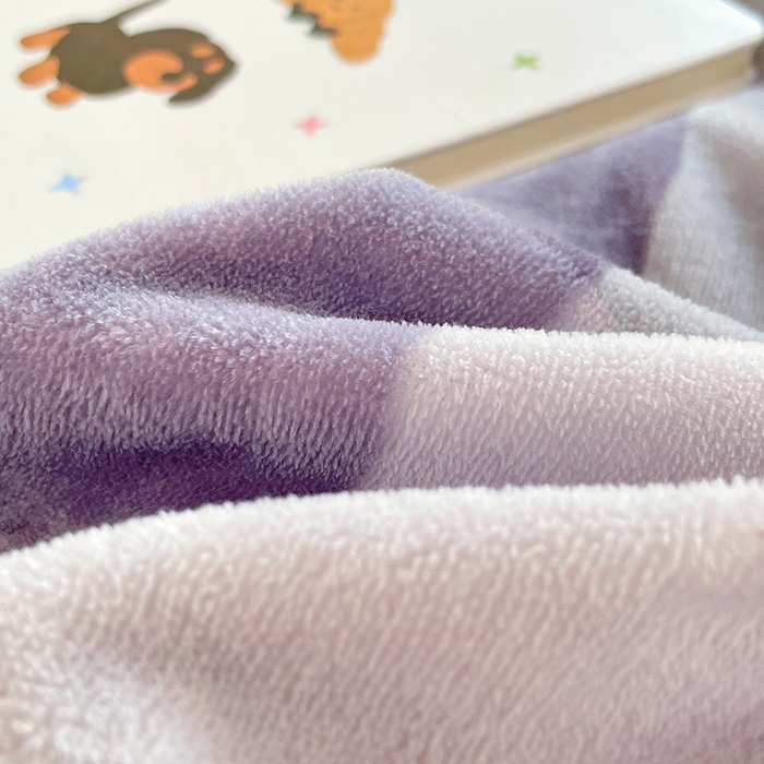 91家纺网 家纺一手货源 找家纺 锦润家纺 2025新款亲肤舒适牛奶绒三件套学生三件套上下铺三件套宿舍三件套 英伦风尚