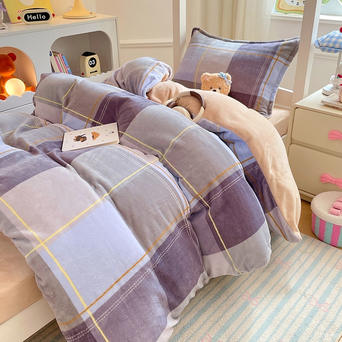 91家纺网 家纺一手货源 找家纺 锦润家纺 2025新款亲肤舒适牛奶绒三件套学生三件套上下铺三件套宿舍三件套 英伦风尚