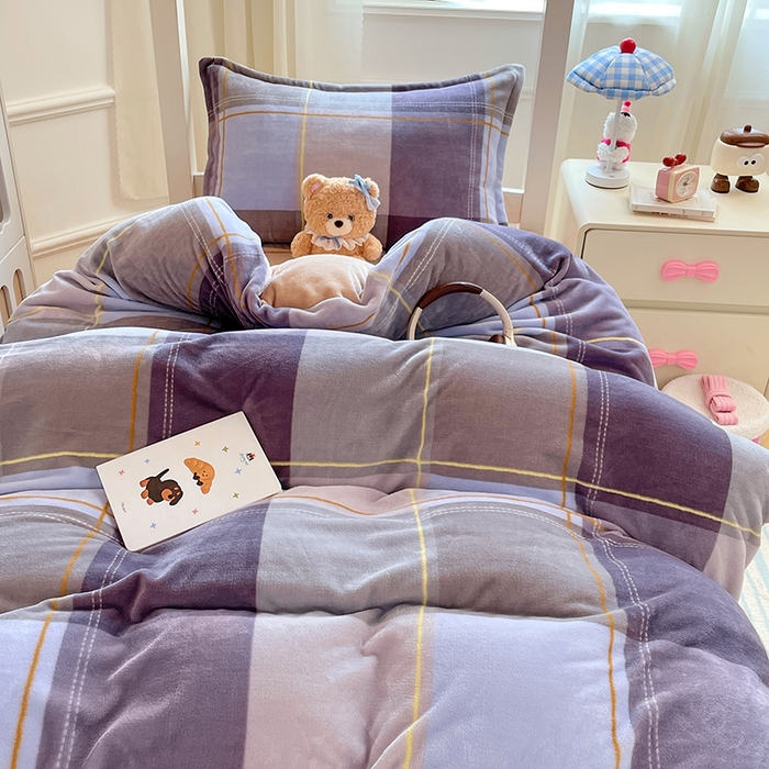 91家纺网 家纺一手货源 找家纺 锦润家纺 2025新款亲肤舒适牛奶绒三件套学生三件套上下铺三件套宿舍三件套 英伦风尚