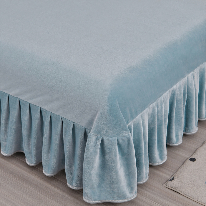 91家纺网 家纺一手货源 找家纺 居尚家纺 2025新款AB款加厚纯色牛奶绒绣花四件套浅蓝色