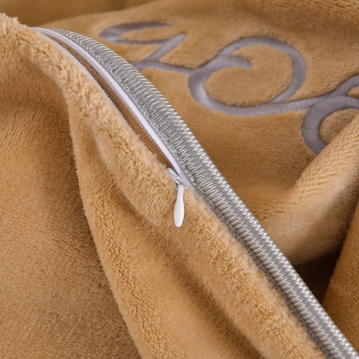 91家纺网 家纺一手货源 找家纺 居尚家纺 2025新款AB款加厚纯色牛奶绒绣花四件套驼色