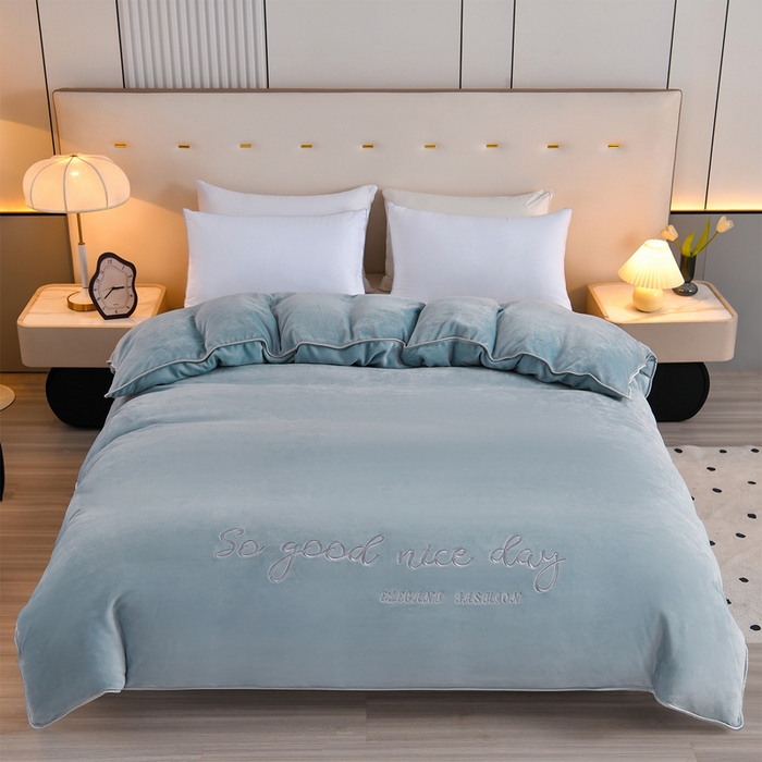 91家纺网 家纺一手货源 找家纺 （总）居尚家纺 2025新款加厚牛奶绒刺绣单被套系列