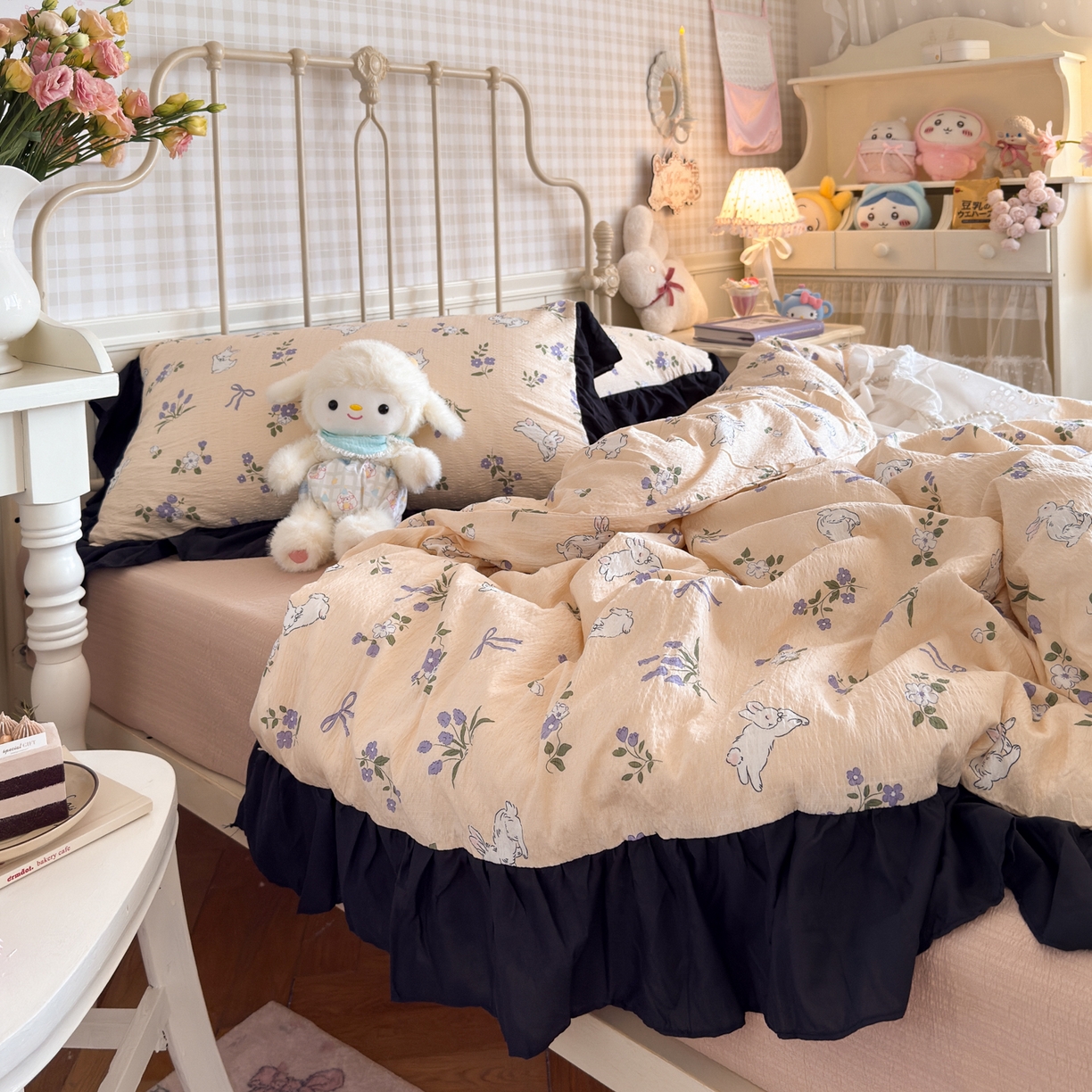 91家纺网 家纺一手货源 找家纺 优卡迪家纺馆 2025新款皱皱棉双层纱黑花边四件套 清晨