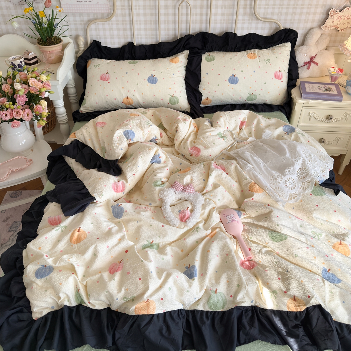 91家纺网 家纺一手货源 找家纺 优卡迪家纺馆 2025新款皱皱棉双层纱黑花边四件套 炫彩南瓜