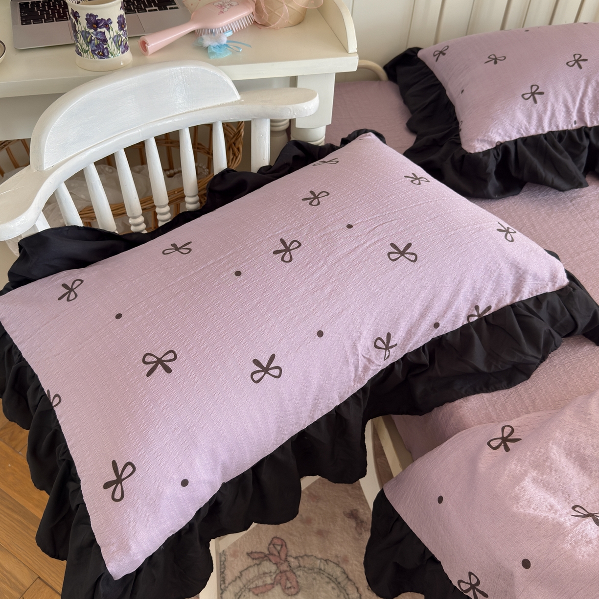 91家纺网 家纺一手货源 找家纺 优卡迪家纺馆 2025新款皱皱棉双层纱黑花边四件套 紫苏