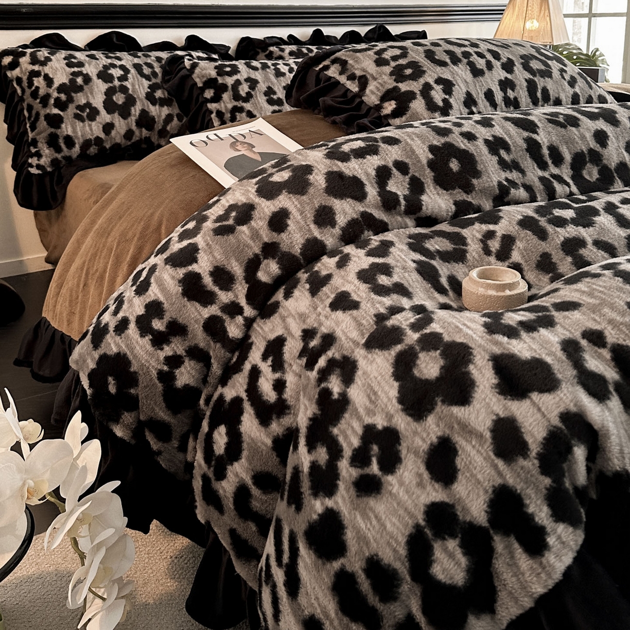 91家纺网 家纺一手货源 找家纺 子曰 2025新款A类法式小香风黑边款兔绒牛奶绒四件套 黑边款-豹纹灰