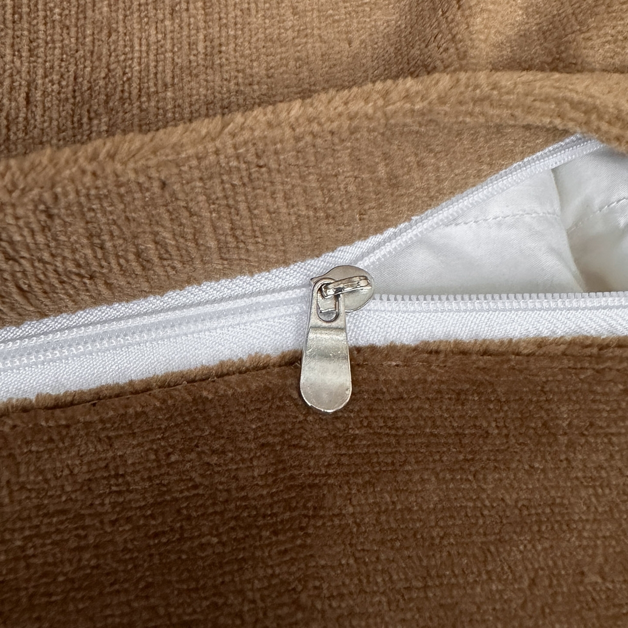 91家纺网 家纺一手货源 找家纺 子曰 2025新款A类法式小香风黑边款兔绒牛奶绒四件套 黑边款-豹纹灰