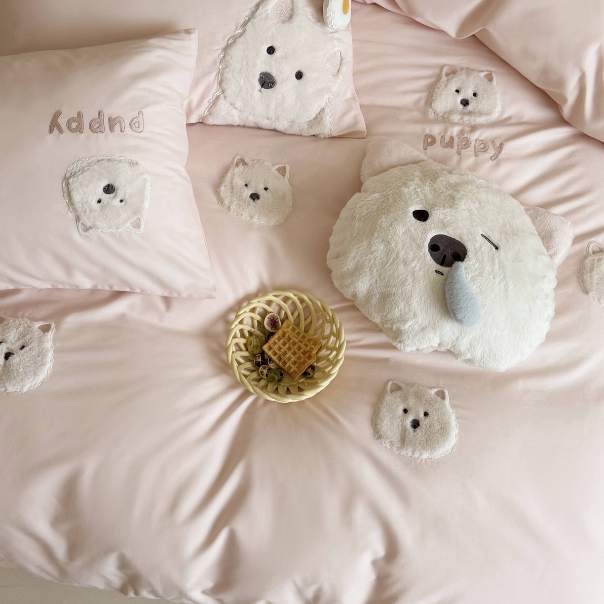 91家纺网 家纺一手货源 找家纺 （总）鹿班家居 2025年新款秋冬款100S全棉纯棉磨毛贴布绣系列四件套-奶油大白（标准会员-20元）