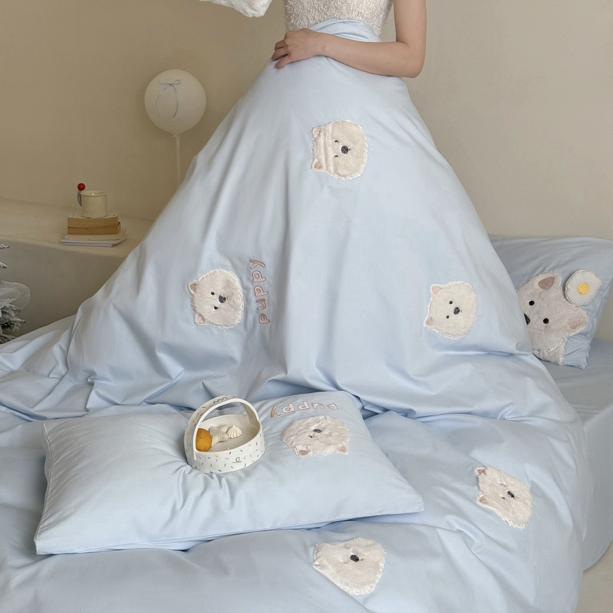 91家纺网 家纺一手货源 找家纺 鹿班家居 2025年新款秋冬款100S全棉纯棉磨毛贴布绣系列四件套-奶油大白（标准会员-20元） 奶油大白-蓝色