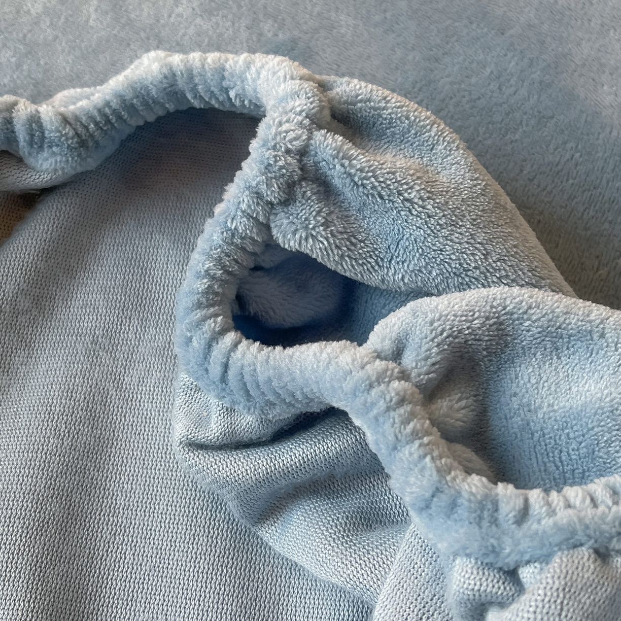 91家纺网 家纺一手货源 找家纺 多乐家纺 2025新款高克重牛奶绒学生床床笠 绒-黛蓝