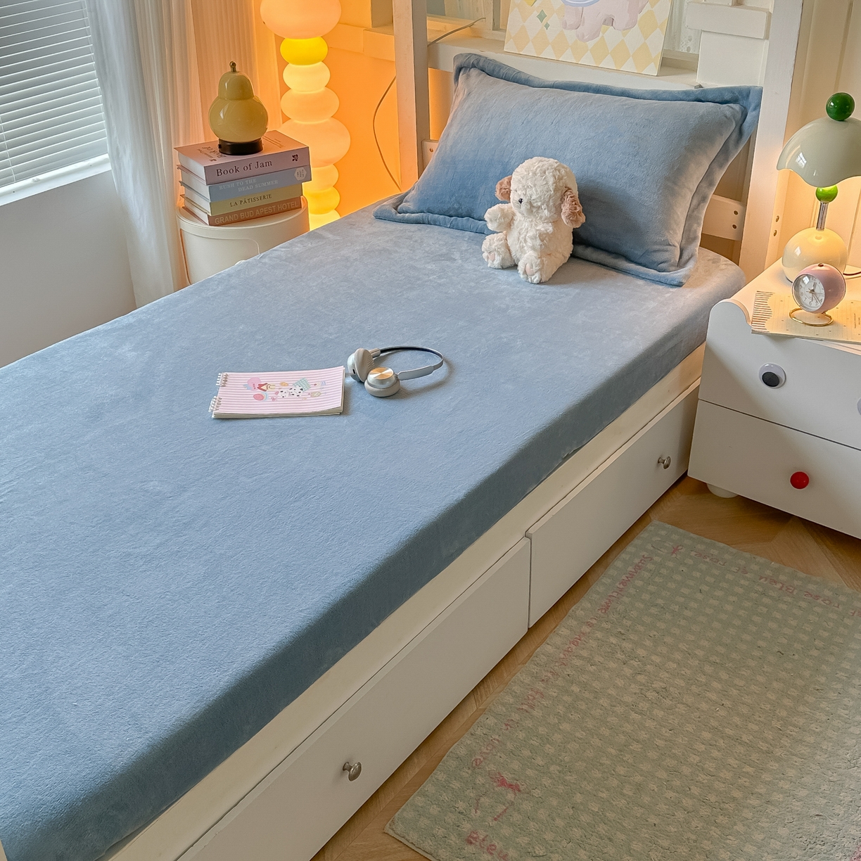 91家纺网 家纺一手货源 找家纺 多乐家纺 2025新款高克重牛奶绒学生床床笠 绒-黛蓝