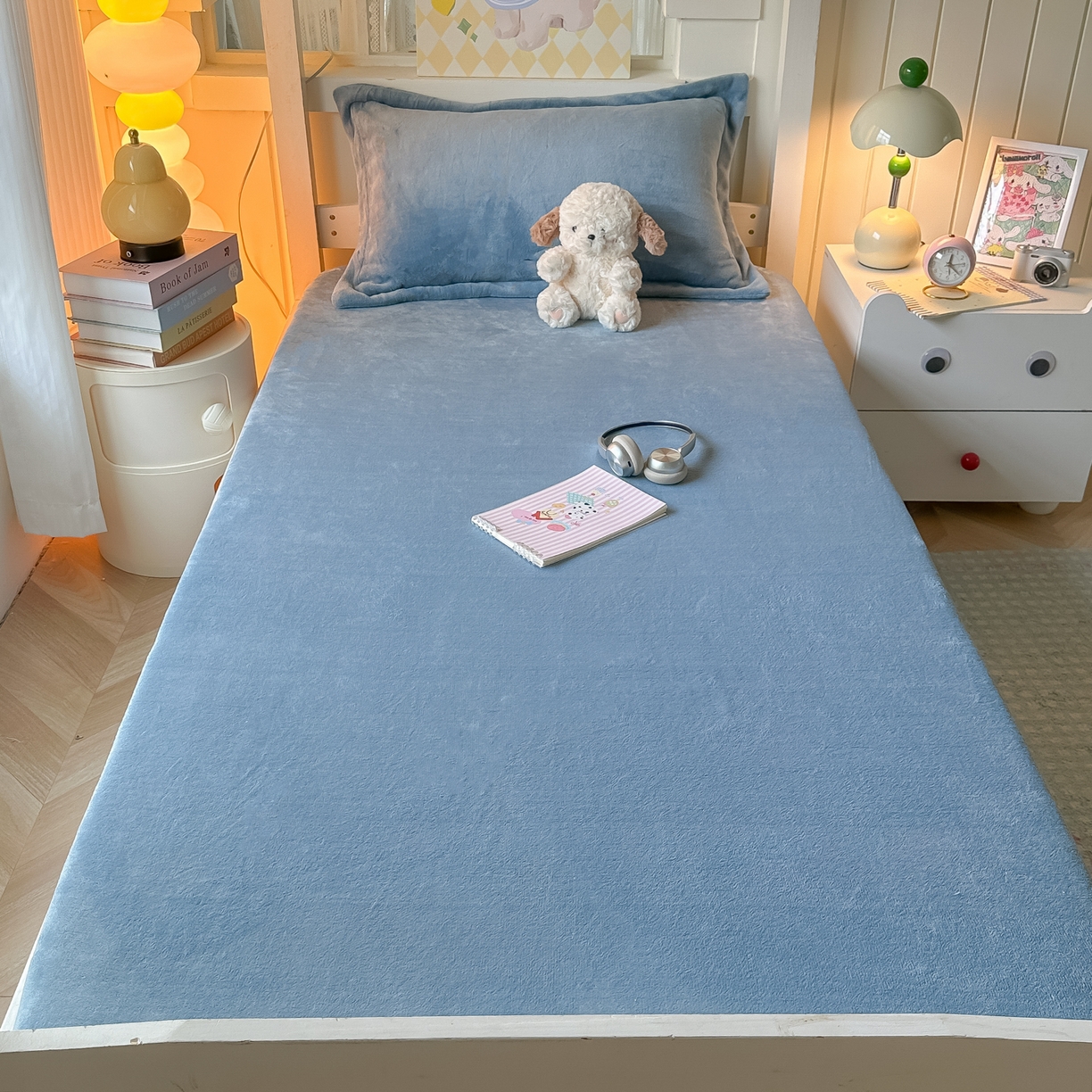 91家纺网 家纺一手货源 找家纺 多乐家纺 2025新款高克重牛奶绒学生床床笠 绒-黛蓝