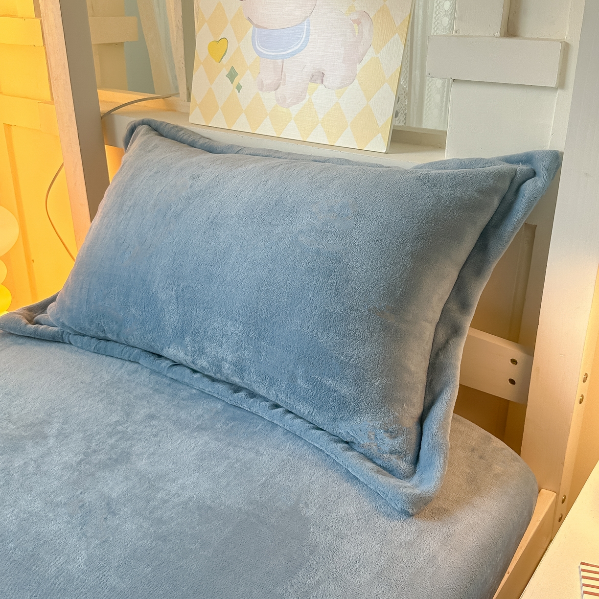 91家纺网 家纺一手货源 找家纺 多乐家纺 2025新款高克重牛奶绒学生床床笠 绒-黛蓝