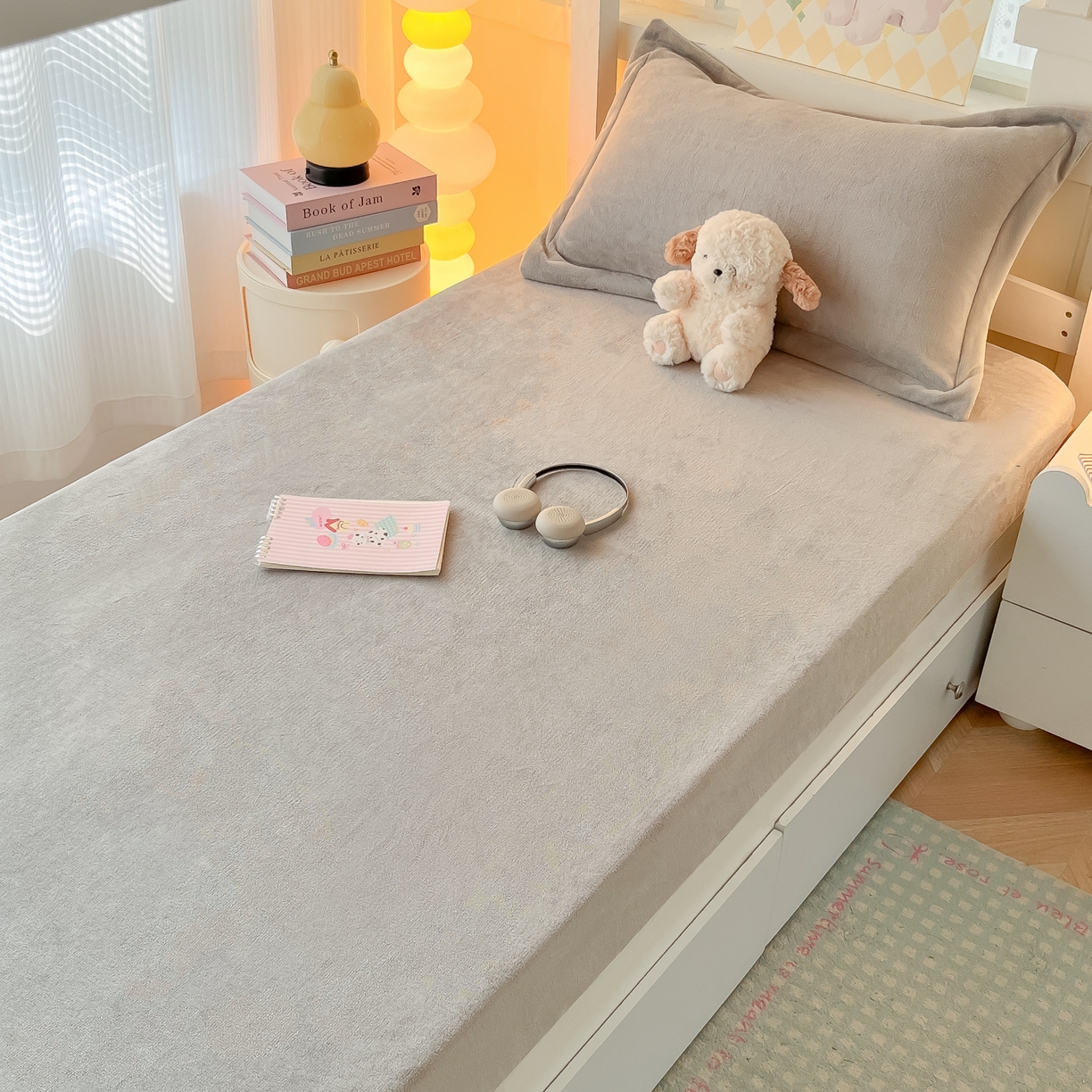 91家纺网 家纺一手货源 找家纺 多乐家纺 2025新款高克重牛奶绒学生床床笠 绒-绅士灰