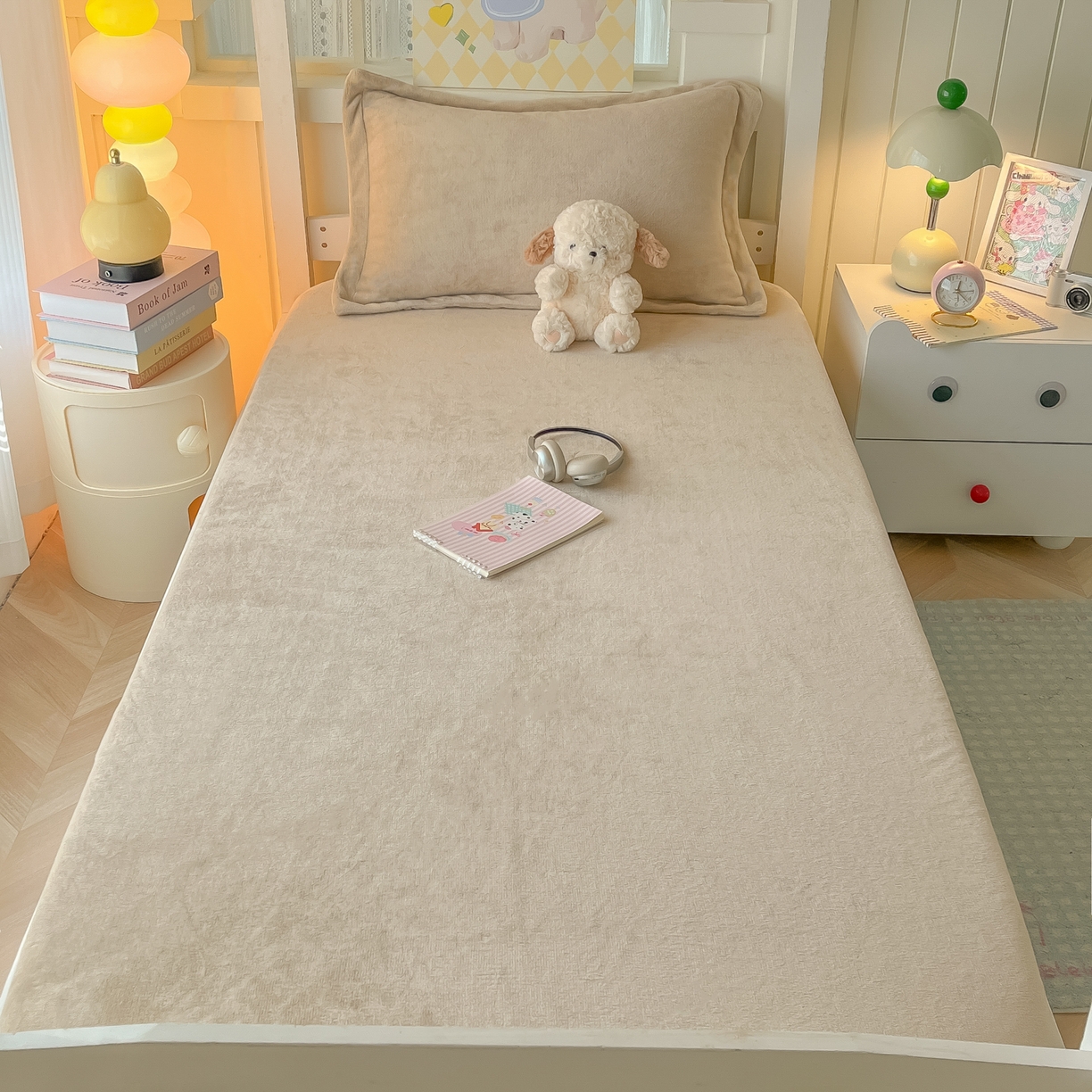 91家纺网 家纺一手货源 找家纺 多乐家纺 2025新款高克重牛奶绒学生床床笠 绒-卡其