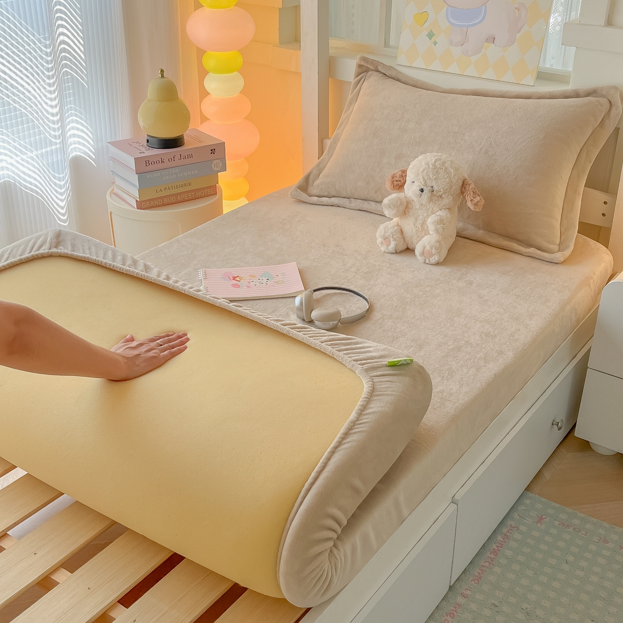 91家纺网 家纺一手货源 找家纺 多乐家纺 2025新款高克重牛奶绒学生床床笠 绒-卡其