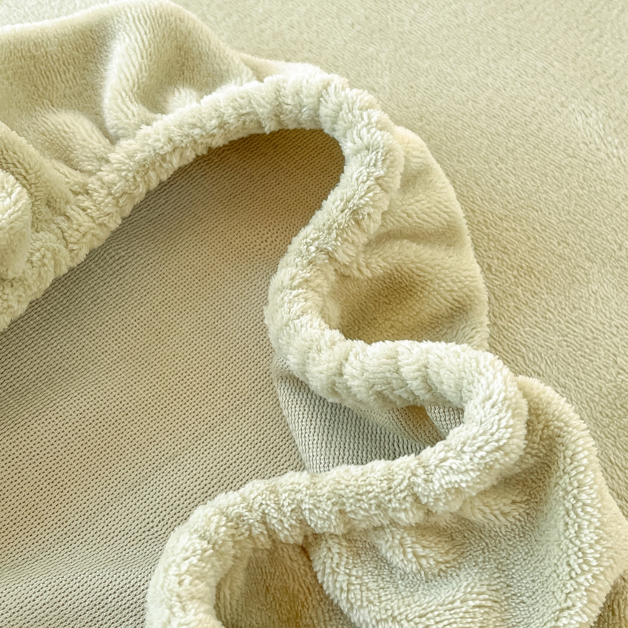 91家纺网 家纺一手货源 找家纺 多乐家纺 2025新款高克重牛奶绒学生床床笠 绒-橄榄绿