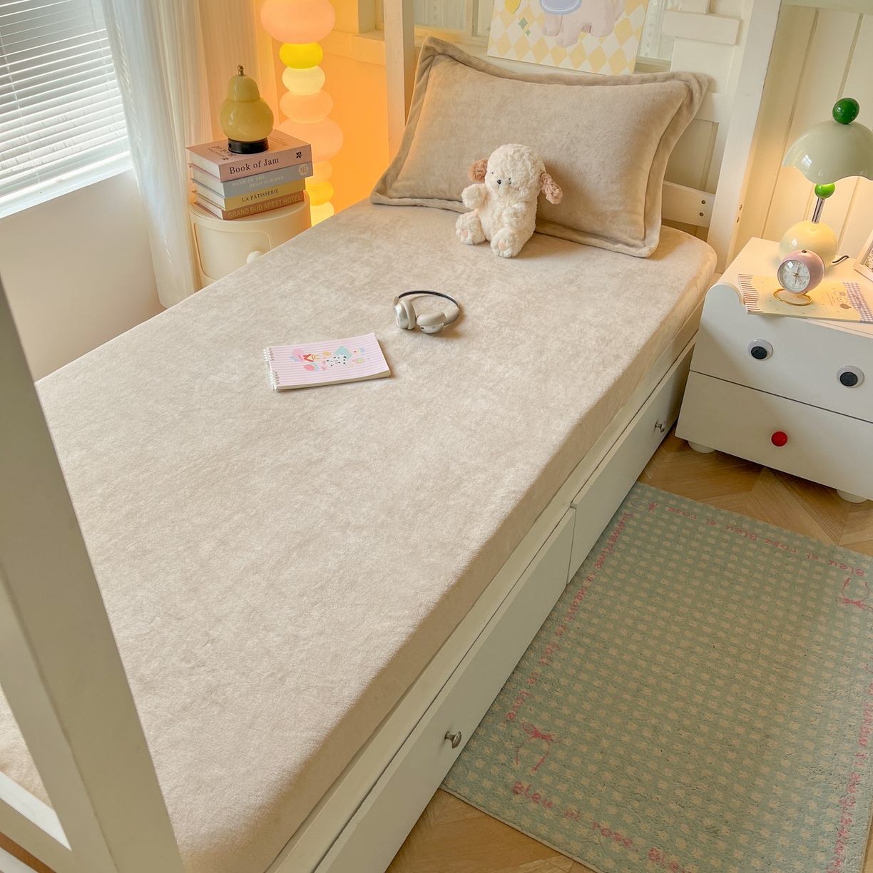 91家纺网 家纺一手货源 找家纺 多乐家纺 2025新款高克重牛奶绒学生床床笠 绒-卡其