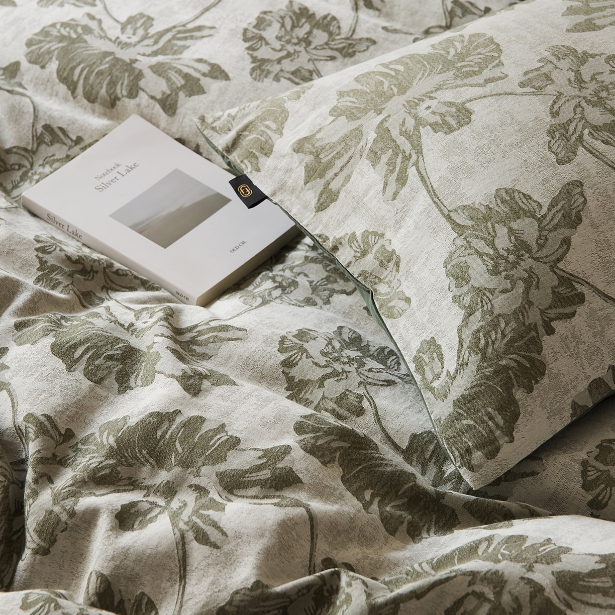 91家纺网 家纺一手货源 找家纺 （总）禾时 2025新款全棉色织提花四件套-等风来