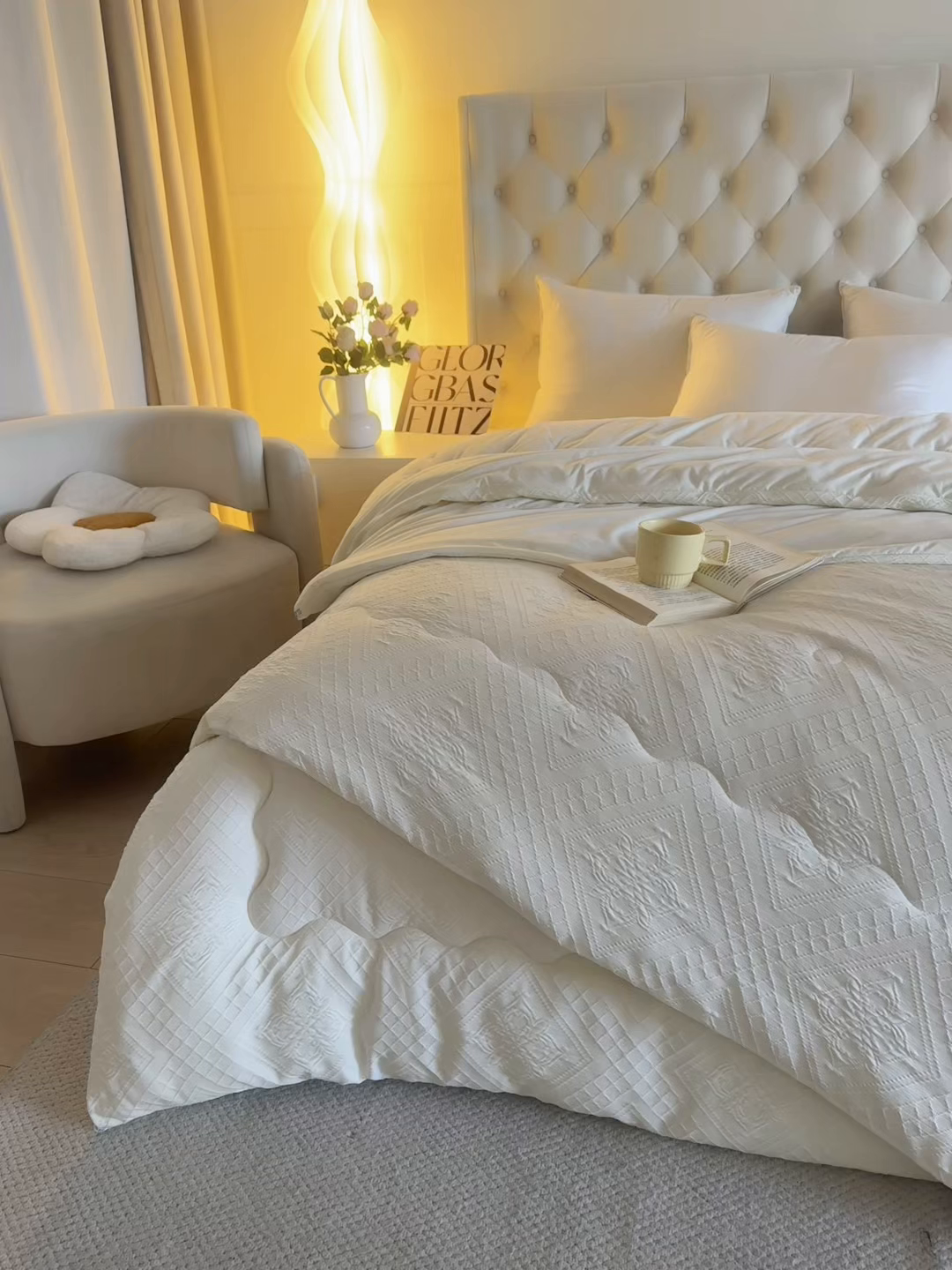 91家纺网 家纺一手货源 找家纺 首爱家纺 2025新款A类针织提花进口羊毛子母被被子被芯 针织提花-米白