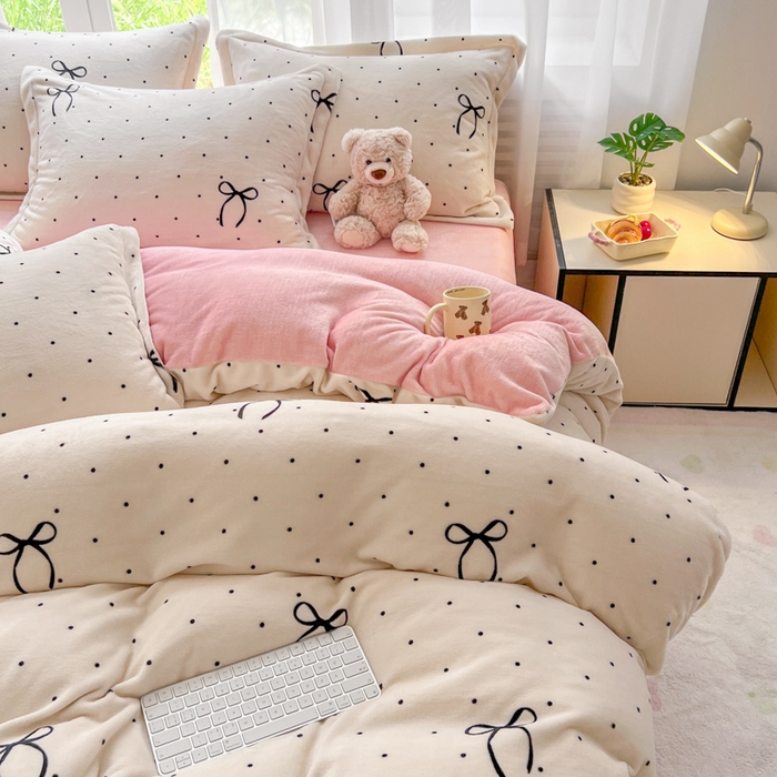 91家纺网 家纺一手货源 找家纺 （总）妖妖家纺 2025新款高克重200克牛奶绒印花四件套