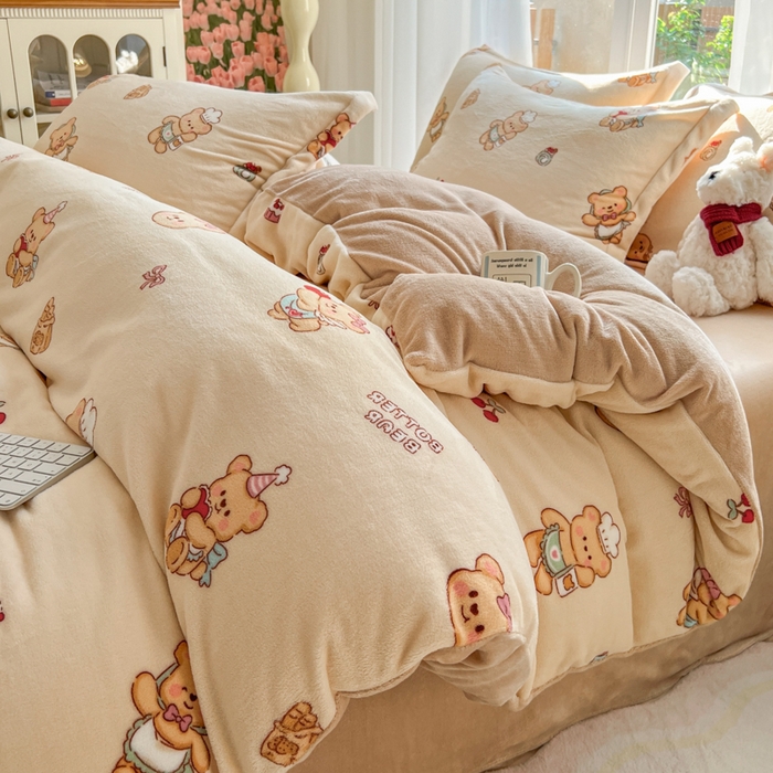 91家纺网 家纺一手货源 找家纺 （总）妖妖家纺 2025新款高克重200克牛奶绒印花四件套