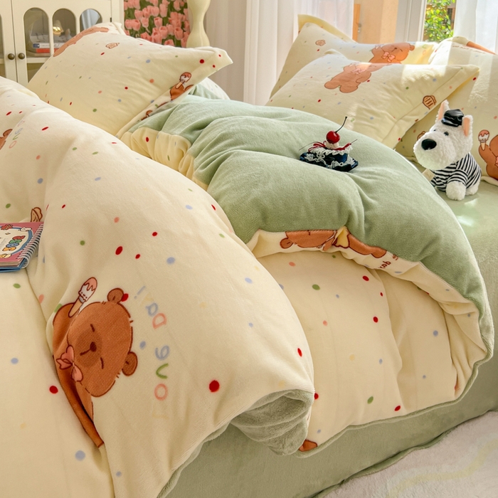 91家纺网 家纺一手货源 找家纺 （总）妖妖家纺 2025新款高克重200克牛奶绒印花四件套