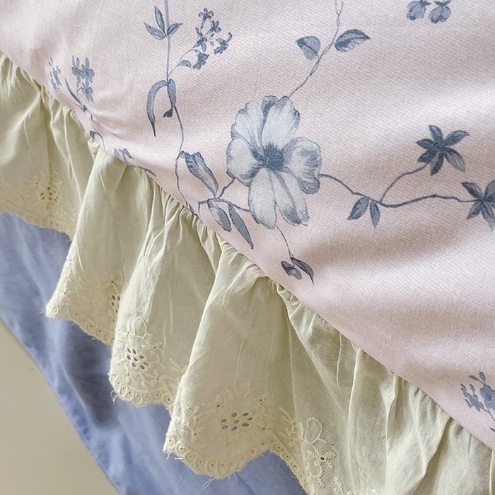 91家纺网 家纺一手货源 找家纺 梧桐树 2025新款全棉印花四件套系列-花边款 H09半岛花茶-蓝