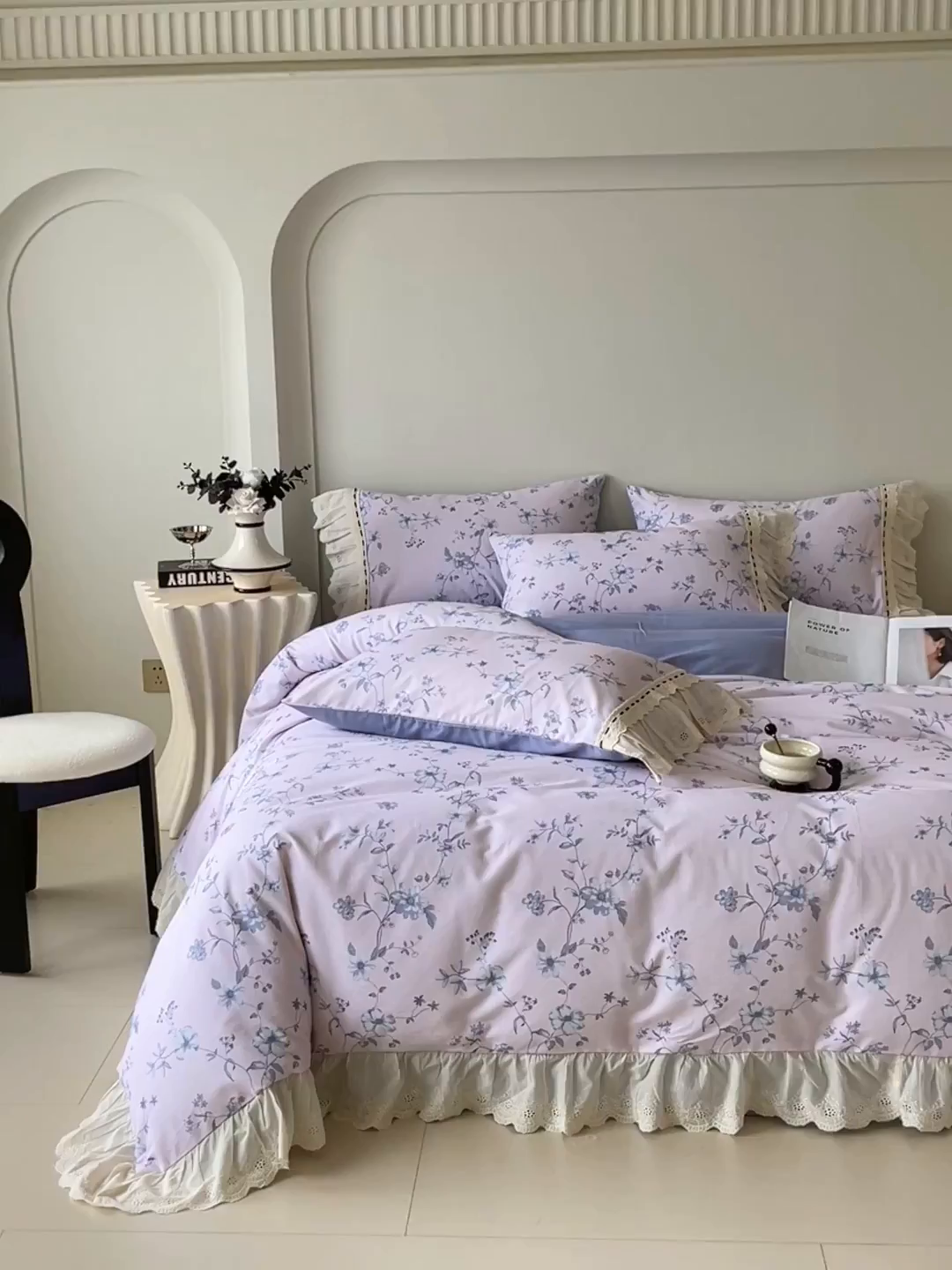 91家纺网 家纺一手货源 找家纺 梧桐树 2025新款全棉印花四件套系列-花边款 H09半岛花茶-蓝