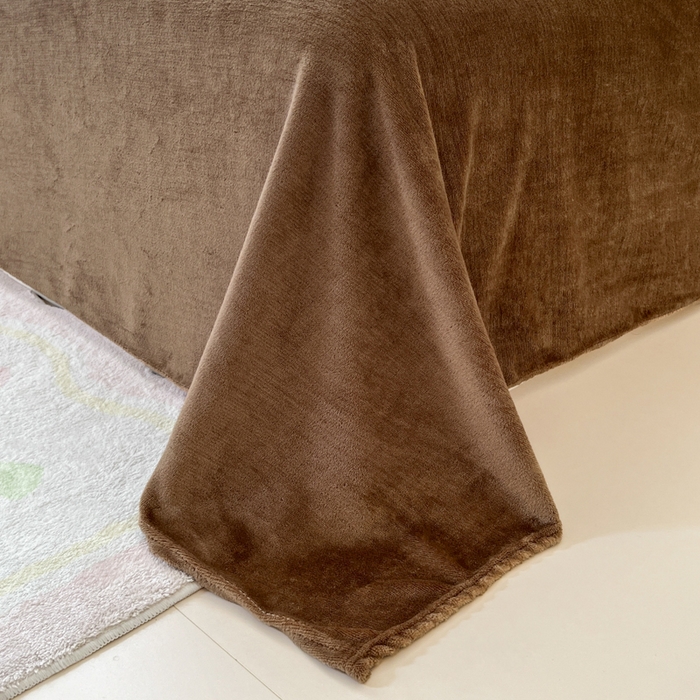 91家纺网 家纺一手货源 找家纺 妖妖家纺 2025新款高克重200克牛奶绒印花四件套 溜汪记事板