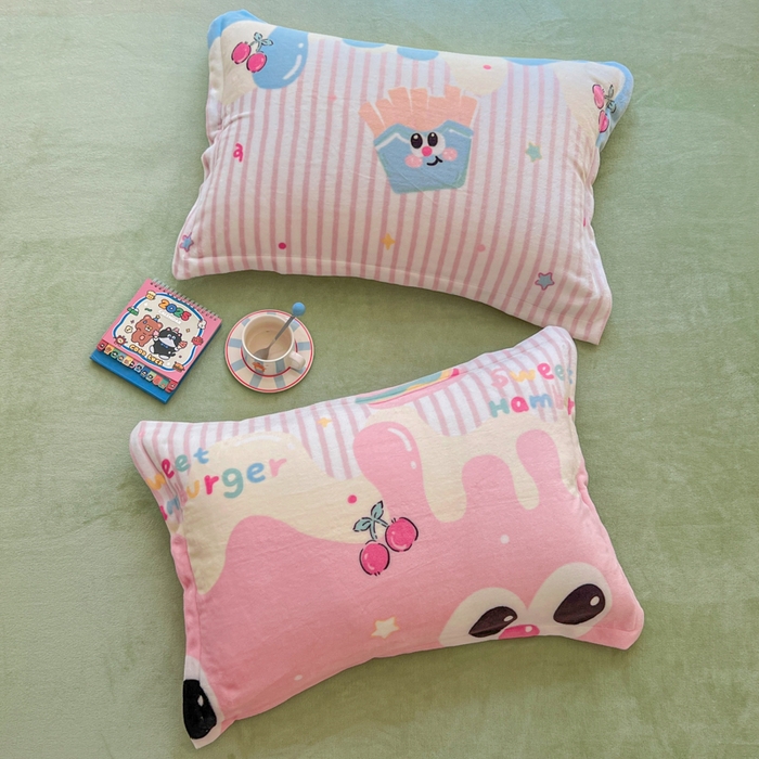 91家纺网 家纺一手货源 找家纺 妖妖家纺 2025新款高克重200克牛奶绒印花四件套 萌瞳汉堡