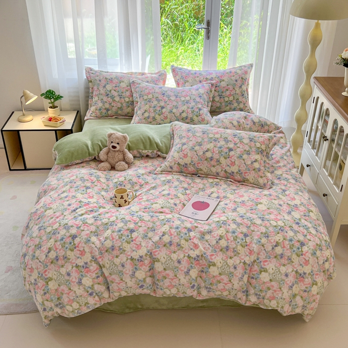 91家纺网 家纺一手货源 找家纺 妖妖家纺 2025新款高克重200克牛奶绒印花四件套 蔷薇漫舞