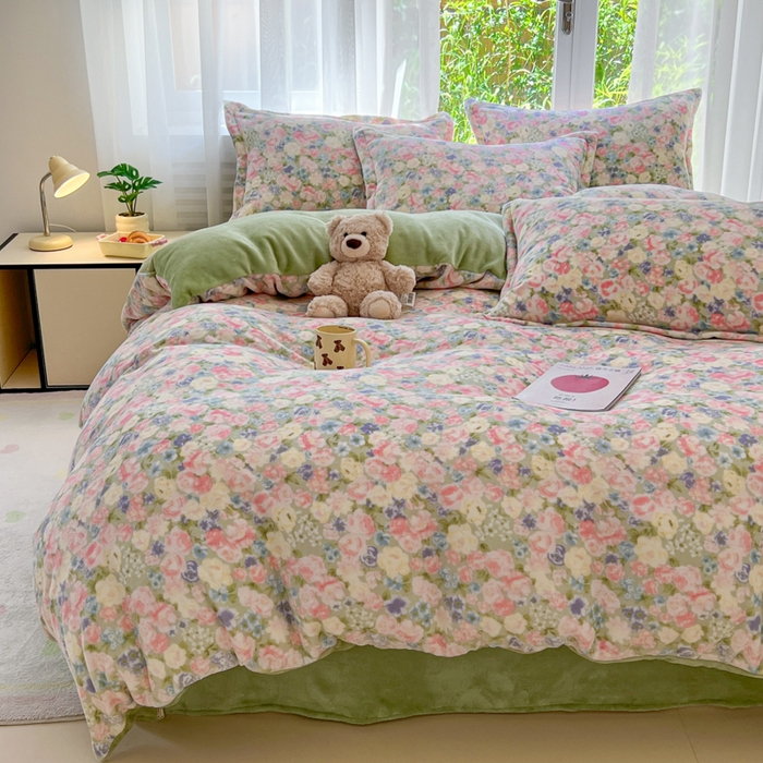 91家纺网 家纺一手货源 找家纺 妖妖家纺 2025新款高克重200克牛奶绒印花四件套 蔷薇漫舞