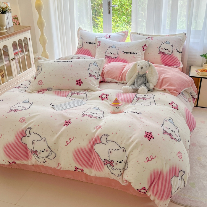 91家纺网 家纺一手货源 找家纺 妖妖家纺 2025新款高克重200克牛奶绒印花四件套 心尖萌汪