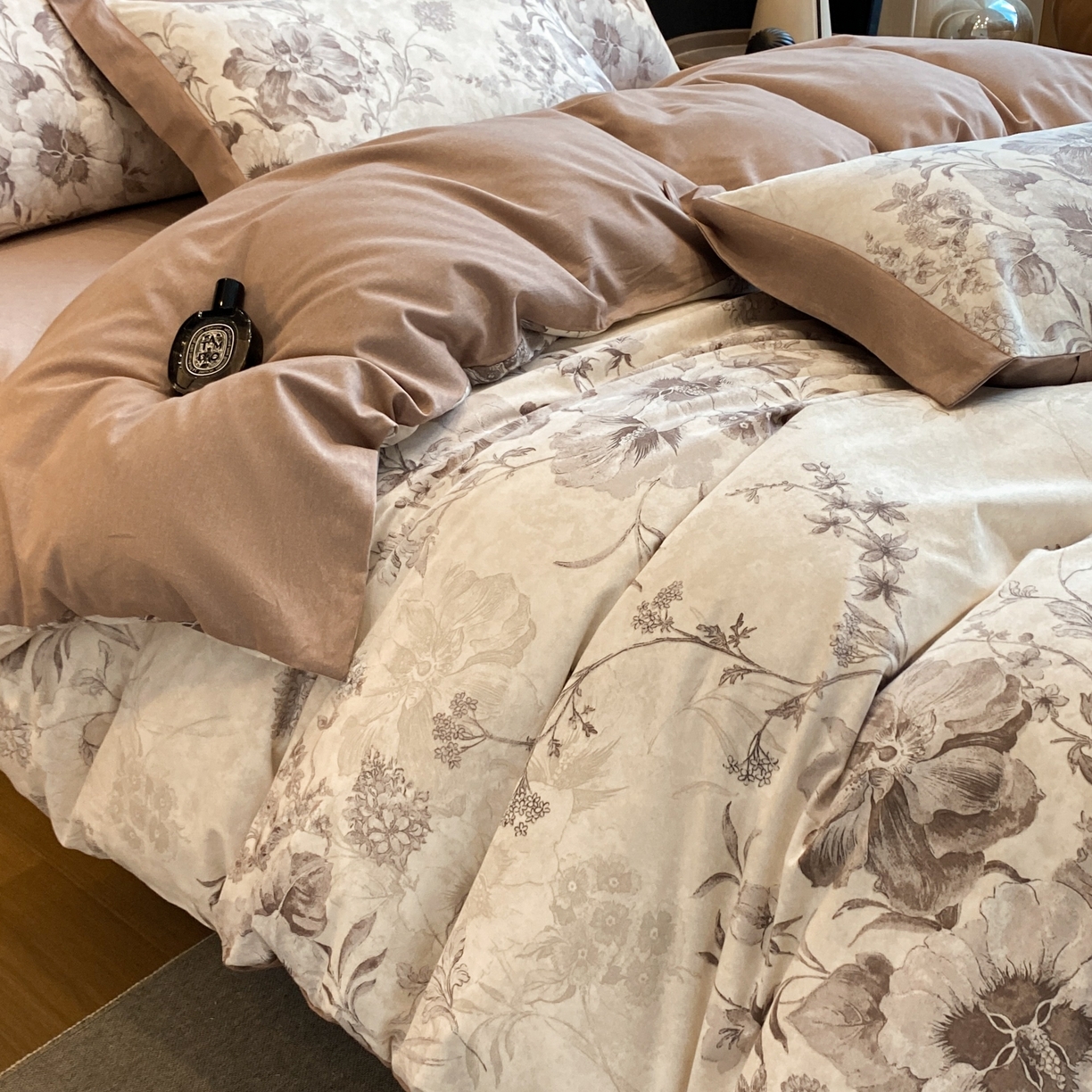 91家纺网 家纺一手货源 找家纺 （总）慕晨 2025新款全棉纯棉磨毛轻奢数码印花直播热款四件套