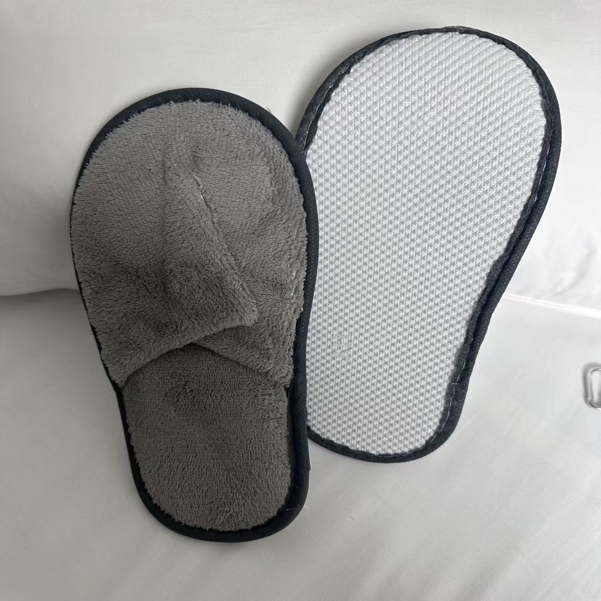 91家纺网 家纺一手货源 找家纺 （总）安力森/诚臻酒店用品 宜必思酒店同款拖鞋 宜必思 灰色-3000/箱