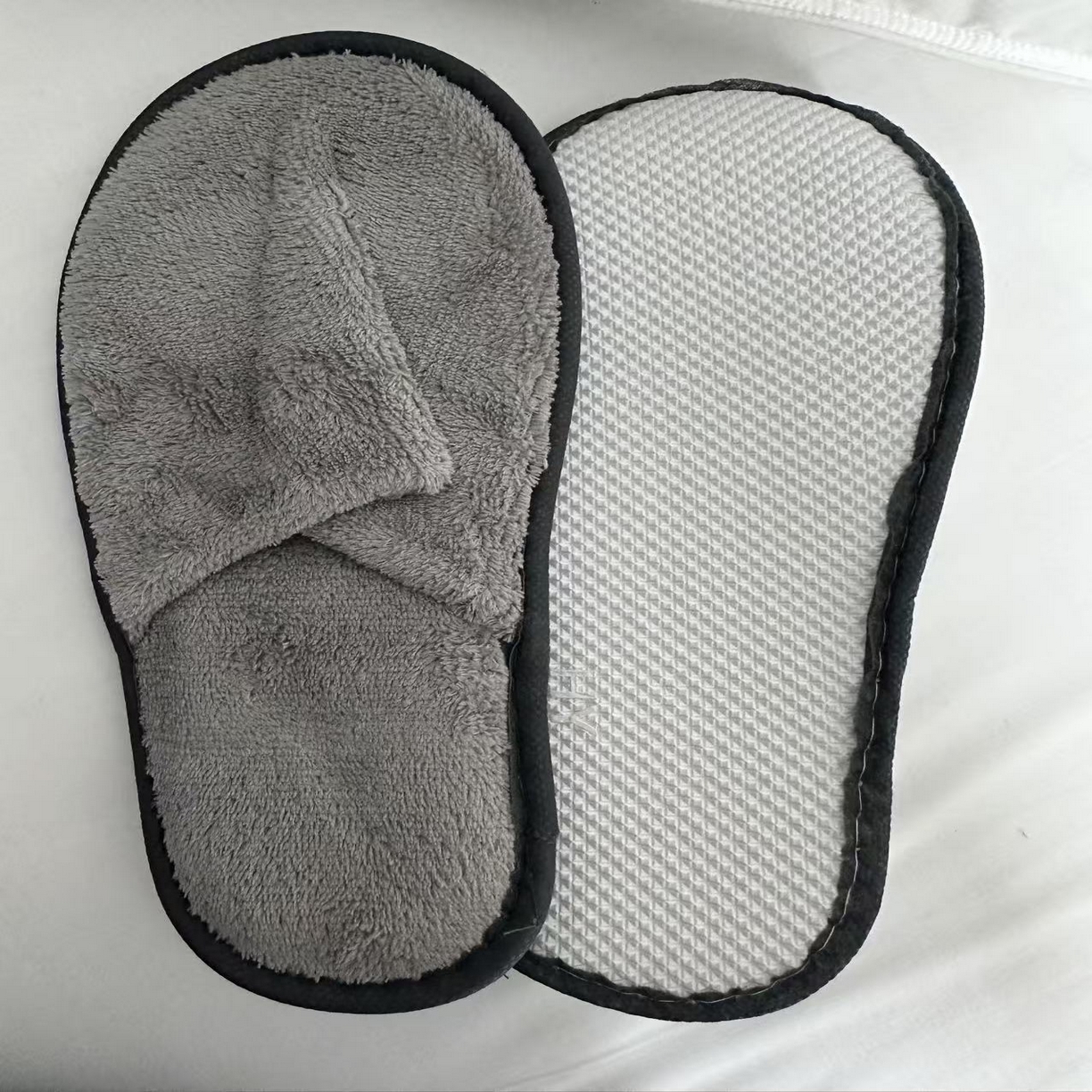 91家纺网 家纺一手货源 找家纺 （总）安力森/诚臻酒店用品 宜必思酒店同款拖鞋 宜必思 灰色-3000/箱