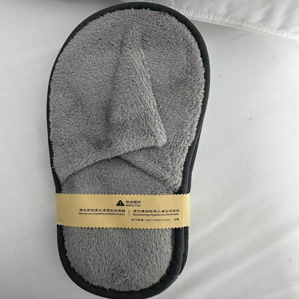 91家纺网 家纺一手货源 找家纺 （总）安力森/诚臻酒店用品 宜必思酒店同款拖鞋 宜必思 灰色-3000/箱