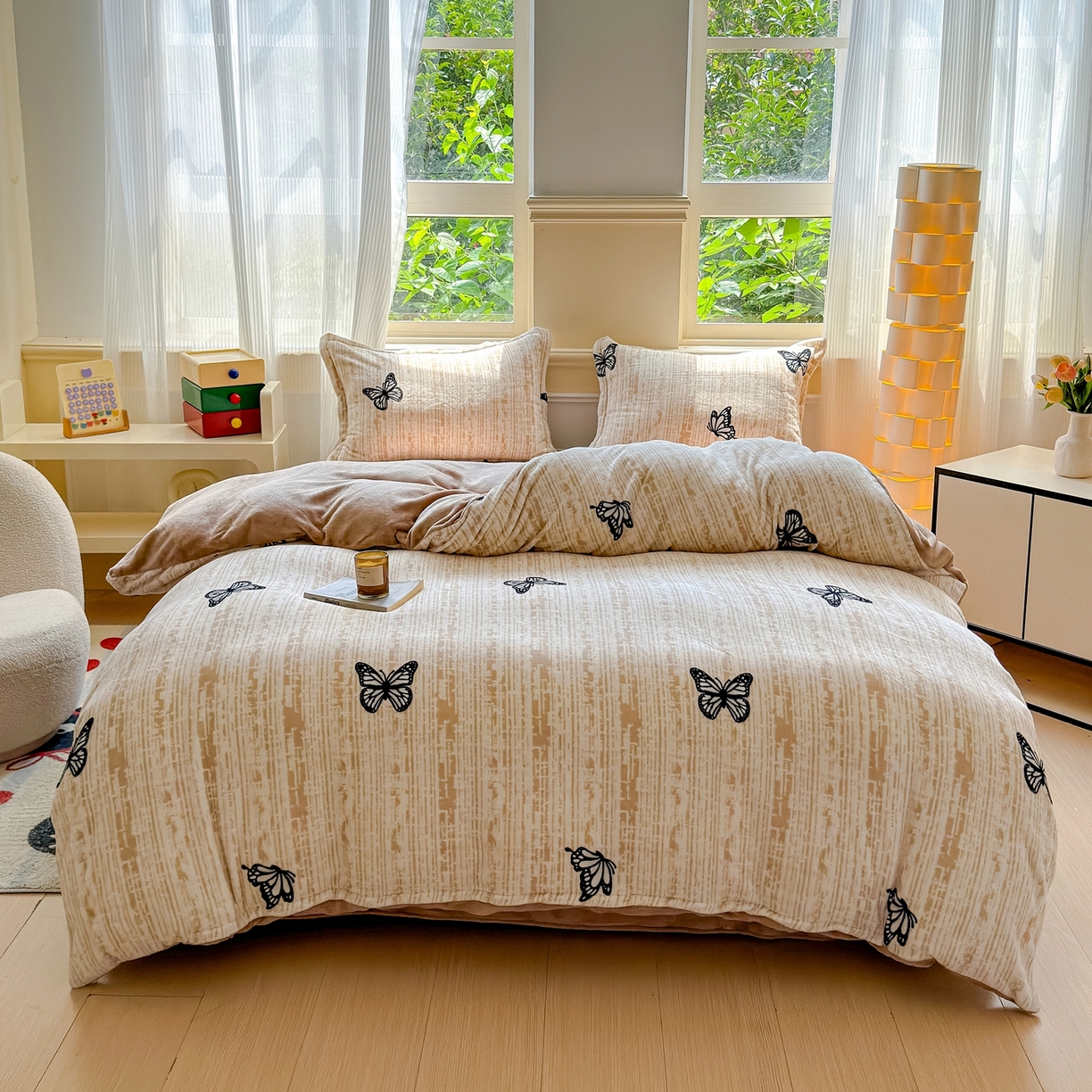 91家纺网 家纺一手货源 找家纺 绒裕家纺 2025秋冬新款230克8.5斤金貂绒牛奶绒四件套床单被套直播热款四件套法式蝴蝶