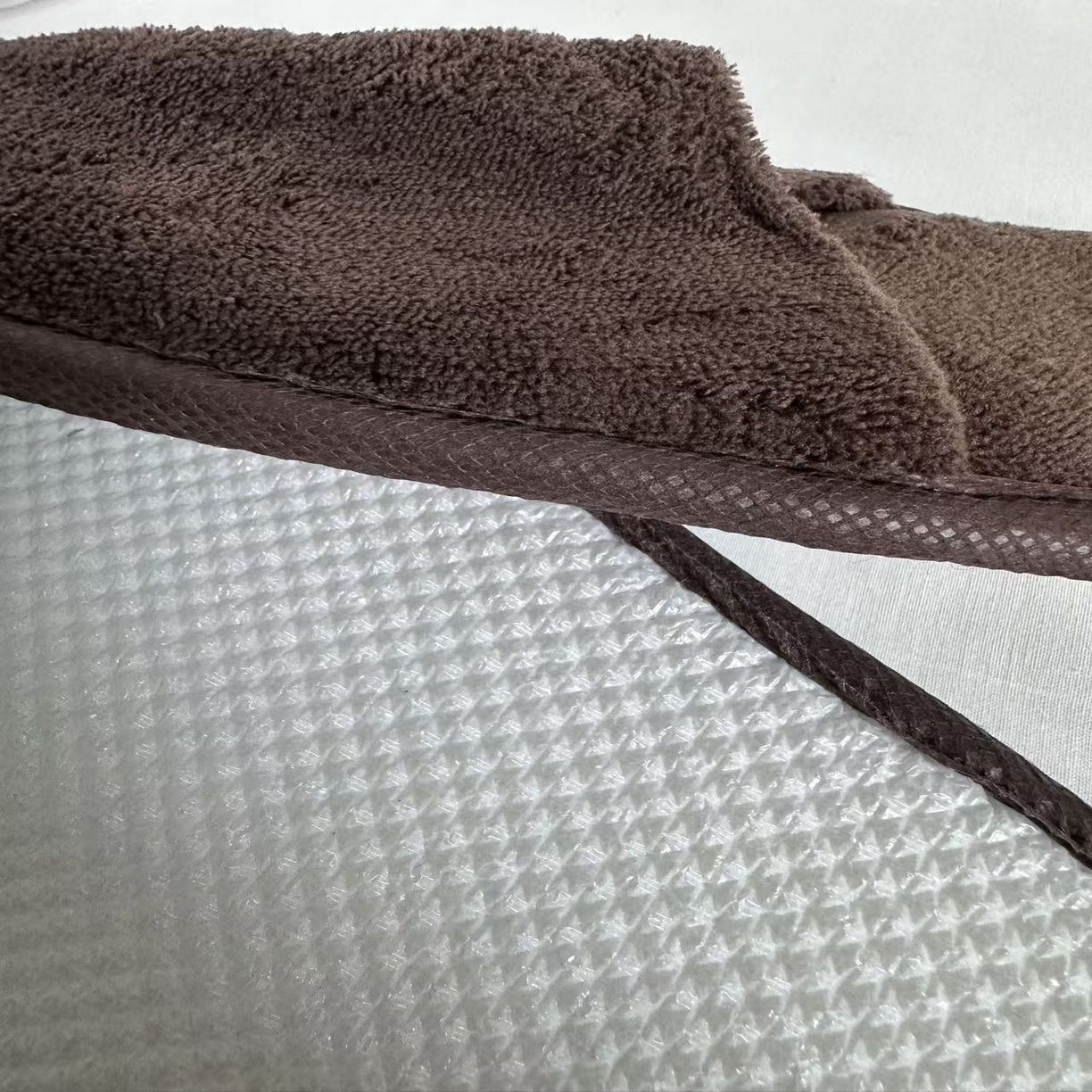 91家纺网 家纺一手货源 找家纺 安力森/诚臻酒店用品 宜必思酒店同款拖鞋 宜必思 灰色-3000/箱 宜必思棕色-3000/箱 宜必思