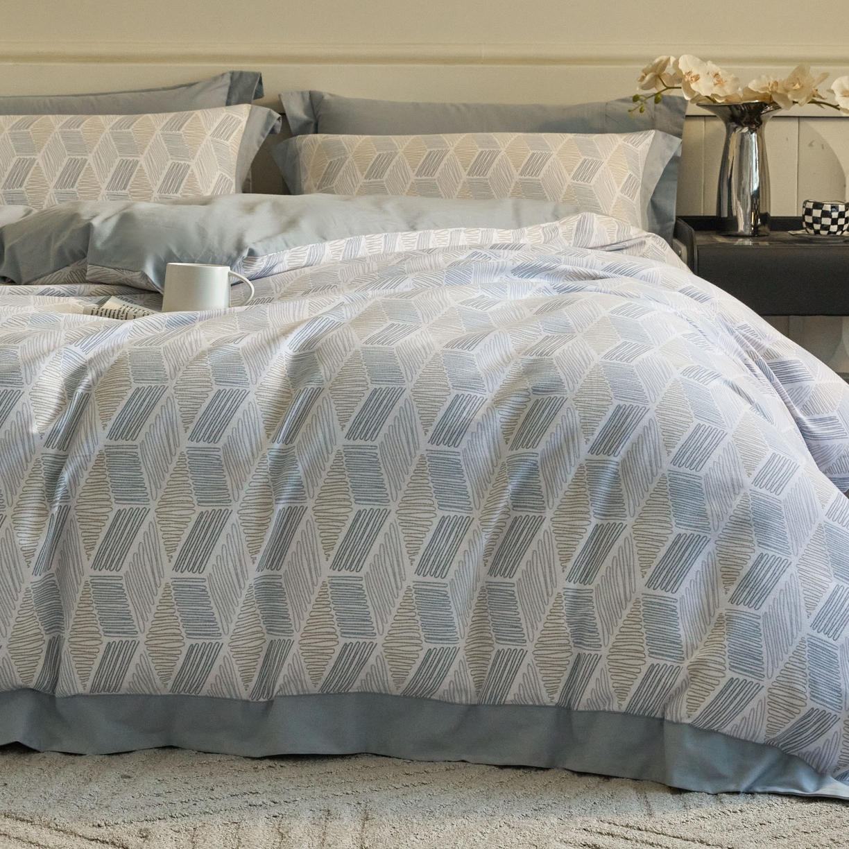 91家纺网 家纺一手货源 找家纺 慕晨 2025新款全棉纯棉磨毛轻奢数码印花直播热款四件套 艾伦-白