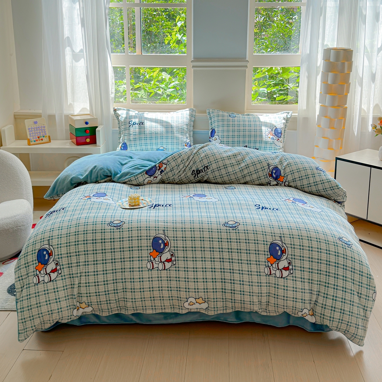 91家纺网 家纺一手货源 找家纺 绒裕家纺 2025秋冬新款230克8.5斤金貂绒牛奶绒四件套床单被套直播热款四件套 星际宇航